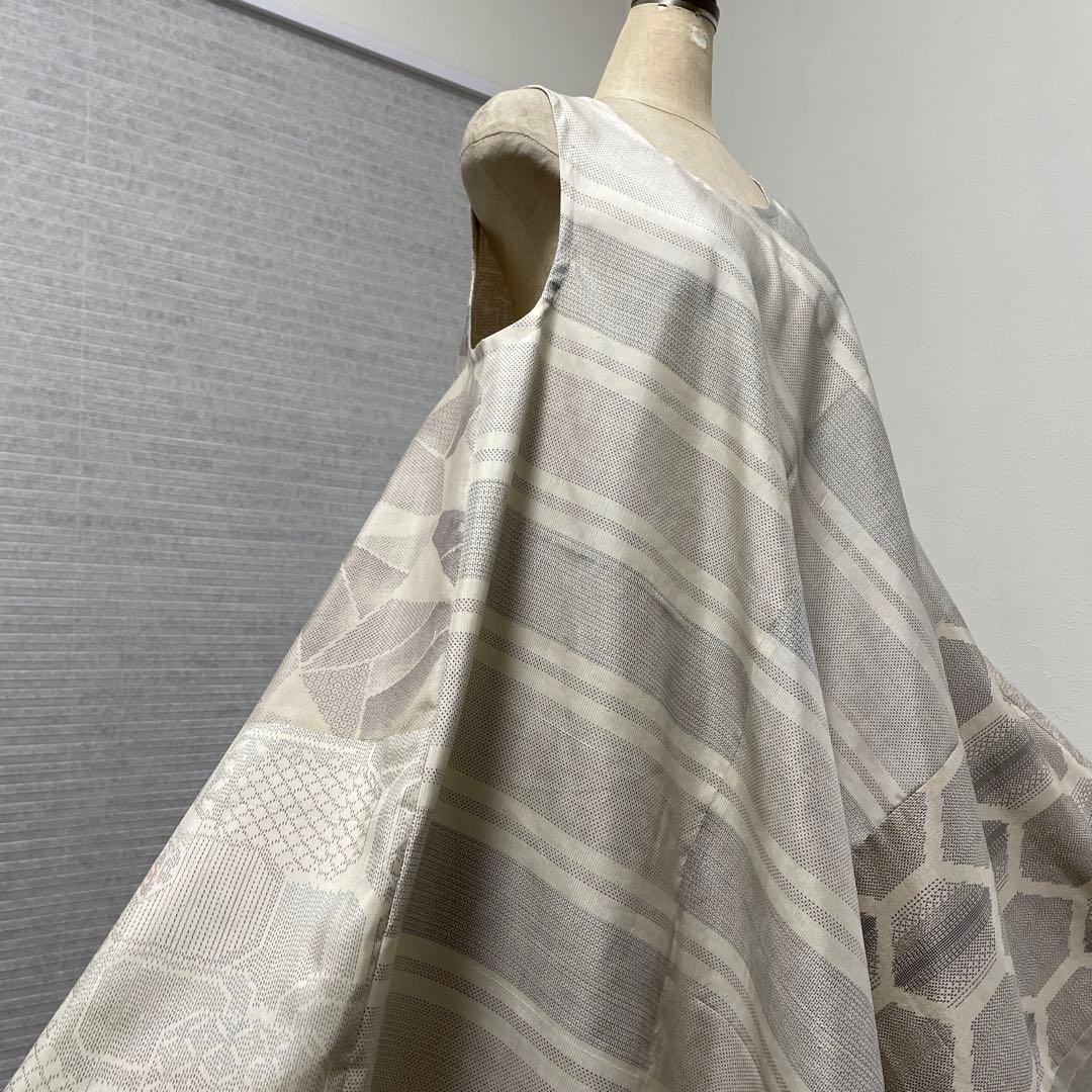 着物ワンピーステントラインマキシ丈《14》白大島紬《7マルキ含む》や紬等L〜