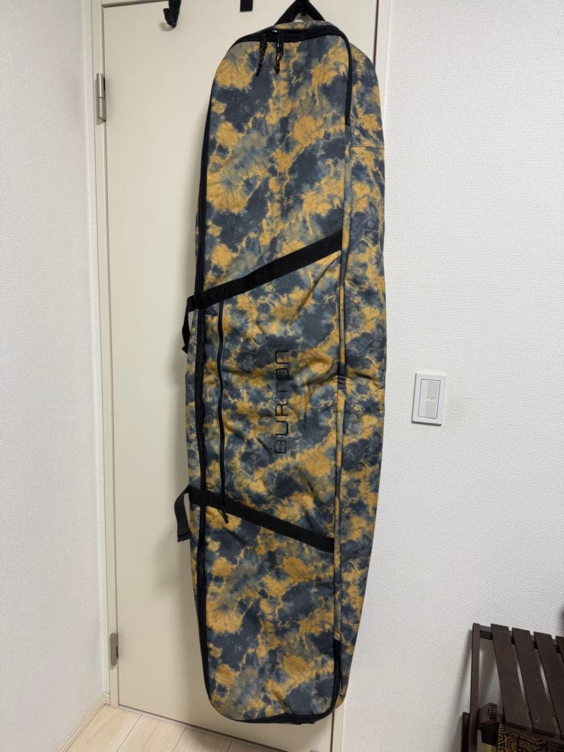 BURTON キャスター付ボードケース　156cmほど BURTON（バートン） ボードケース BURTON Space Sack 156cm ボード