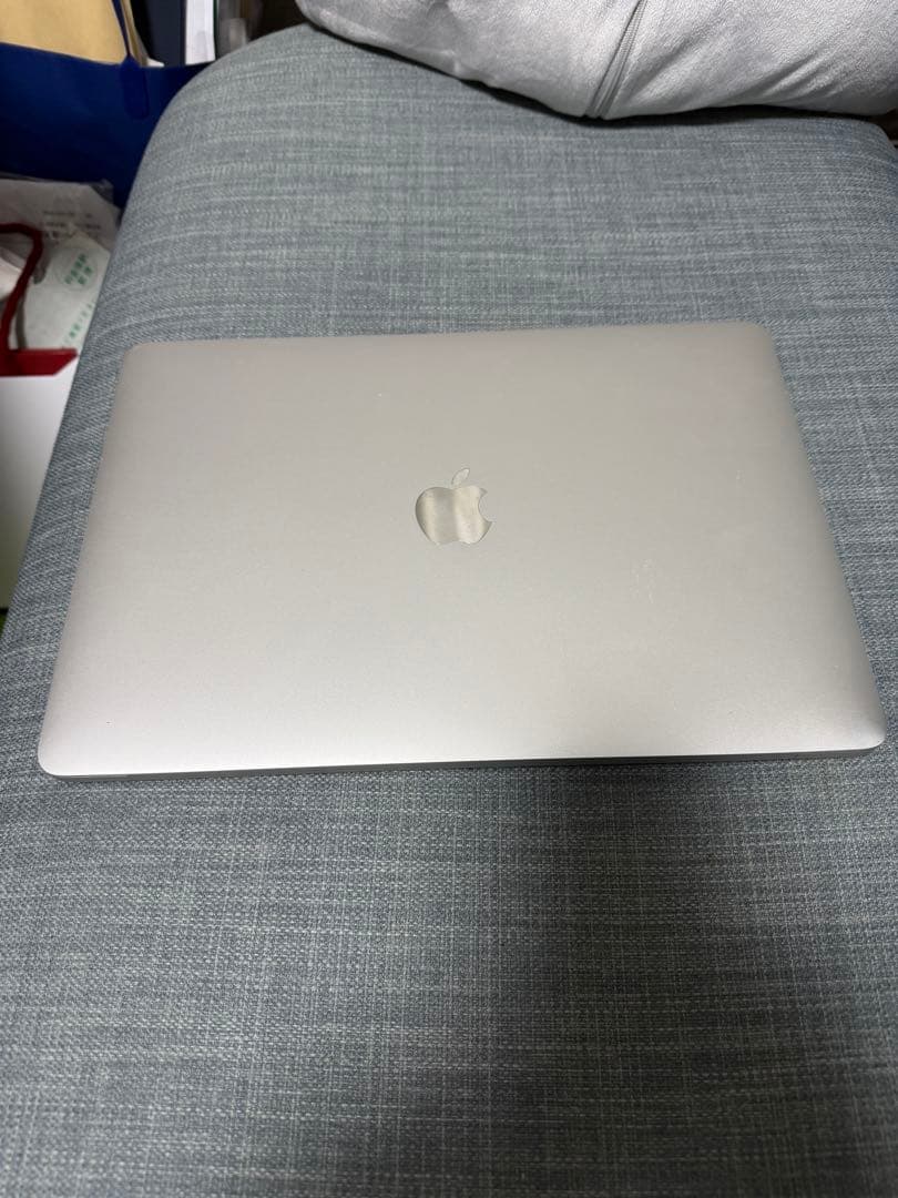★MacBook Pro i5 2.0GHz 13インチ（Mid 2020）