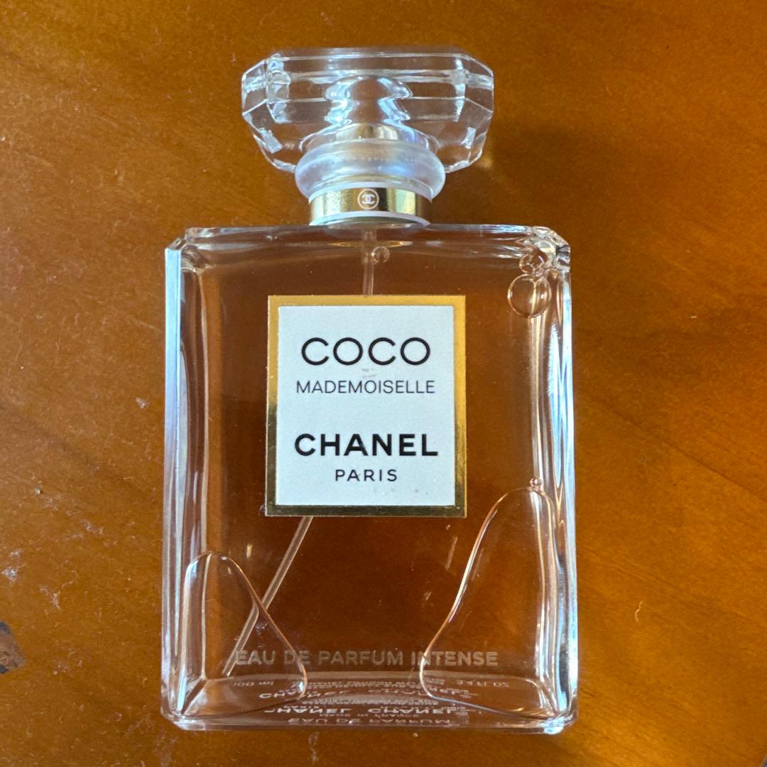 1982年製ジョルジオアルマーニGiorgio Armaniヴィンテージ香水箱付