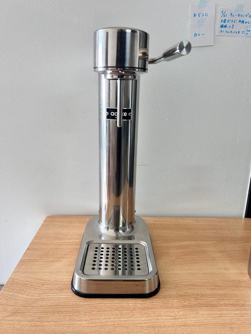 k*e様 aarke 炭酸水メーカー 専用ボトル・箱付き aarke ステンレススチール 炭酸水メーカー ボトル付き 公式】aarke