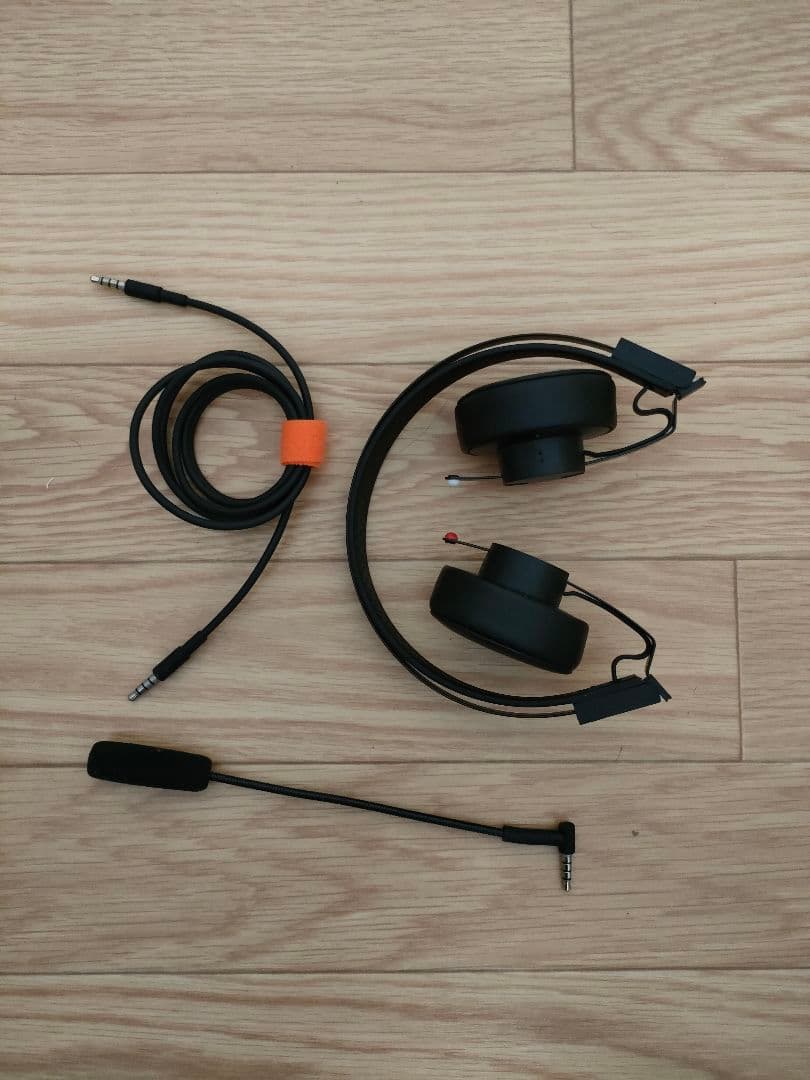 ヘッドホン Teenage Engineering M-1 Headphones Teenage Engineering M-1 Headphones | Bax Music