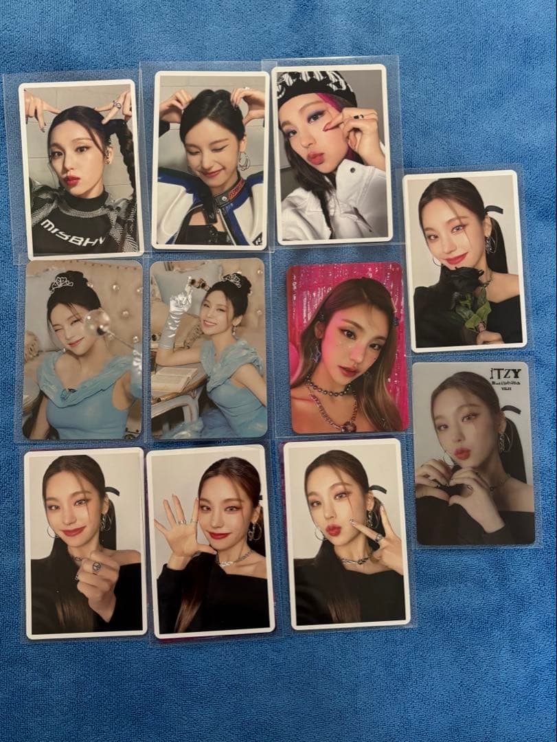 itzy トレカ イェジ - メルカリ