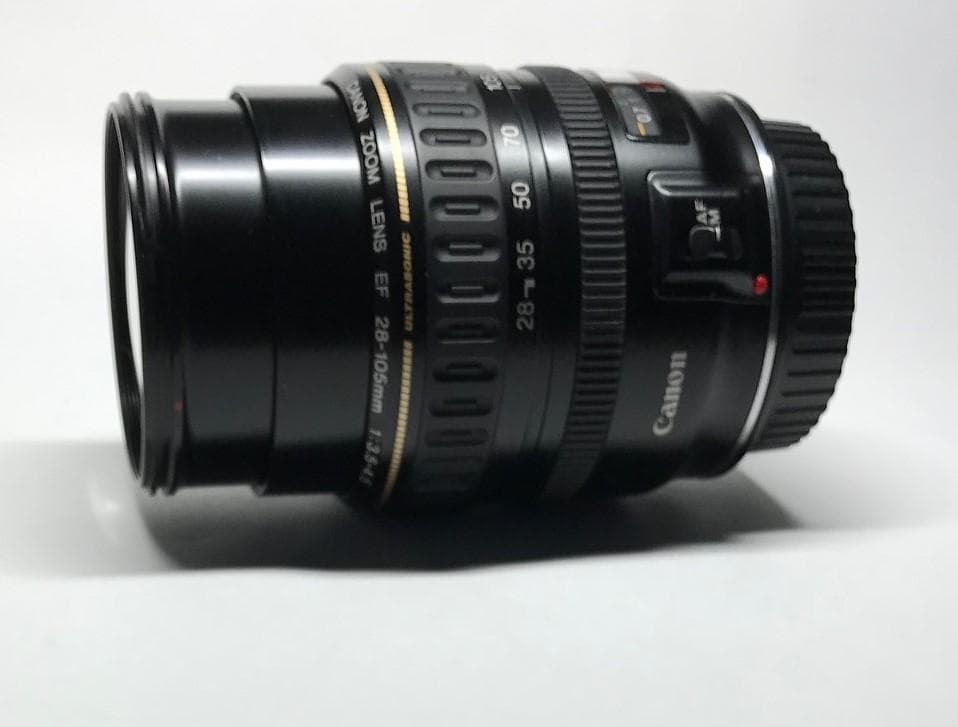 キヤノン EF28-105mm F3.5-4.5 マクロ USMズームレンズ