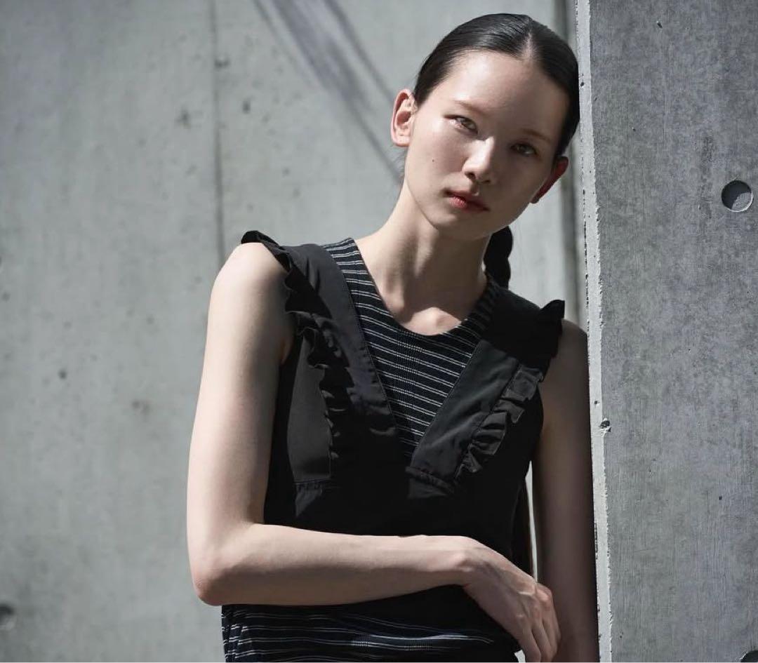 ＊くるみ＊マチュピチュ V/N フリル付き黒キャミソール