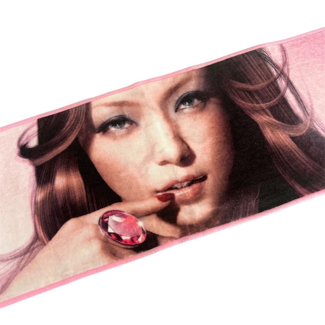 安室奈美恵BEST FICTION TOURツアーグッズ マフラータオル - メルカリ