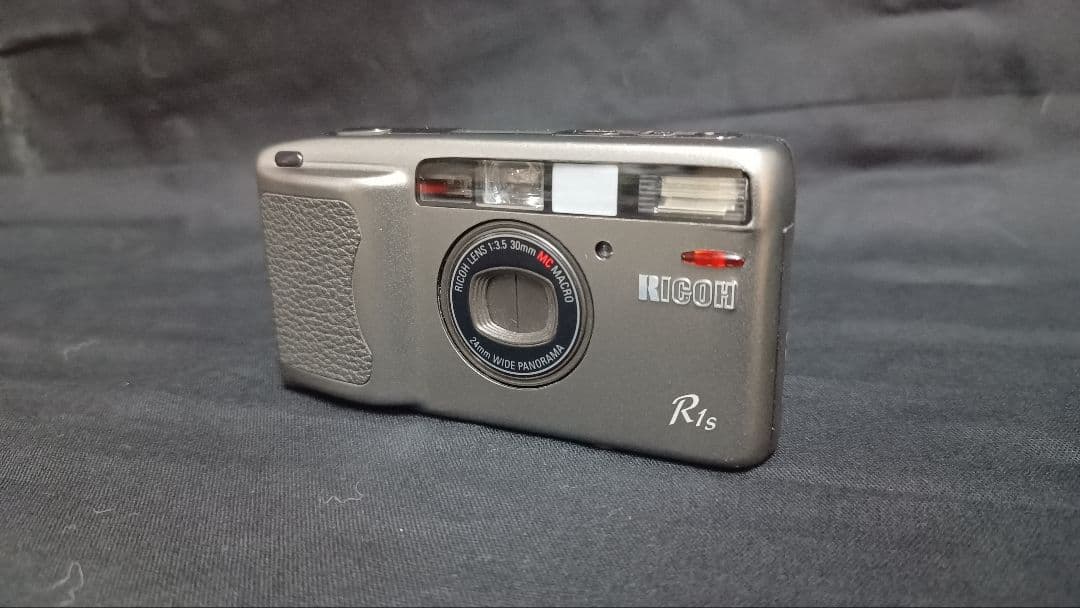 【動作品】RICOH R1s【フィルムカメラ】 Ricoh R1s Gray Point & Shoot Film Camera JAPAN | eBay
