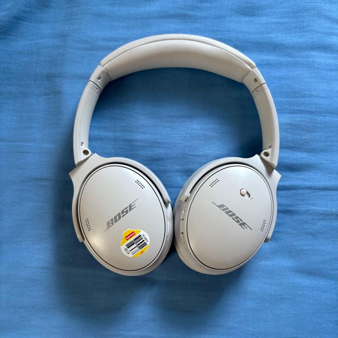 BOSE ワイヤレスヘッドホン ホワイト　値下げ可 BOSE ワイヤレスヘッドホン ノイズキャンセリング typeC 最大24時間