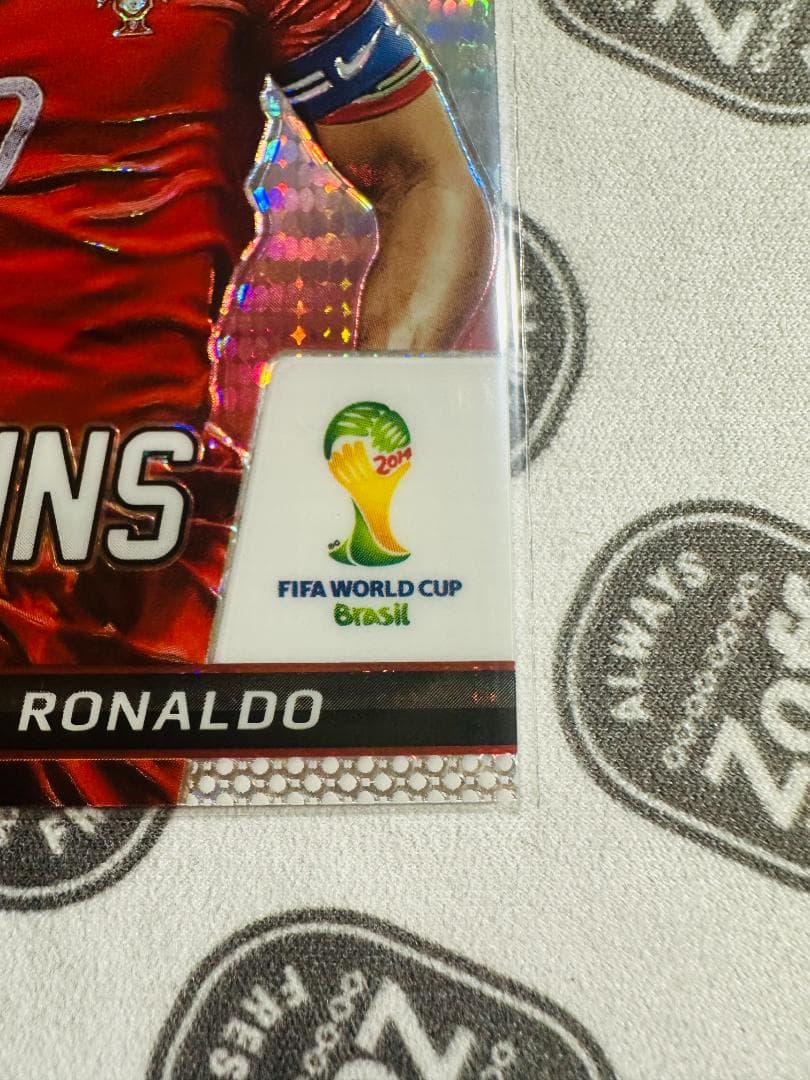 PANINI PRIZM World Cup C. Ronaldo 黄＆赤Ver - メルカリ