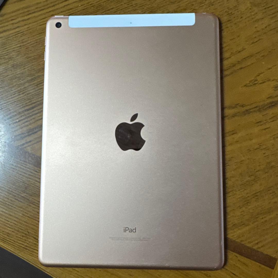 iPad本体 iPad (6th Generation) Restored Apple iPad (6th Gen) 32GB WiFi [] (Refurbished) - Walmart.com