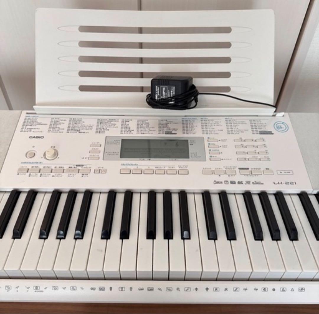 カシオ ヒカリナビゲーションLK-221 キーボード 電子ピアノ - メルカリ