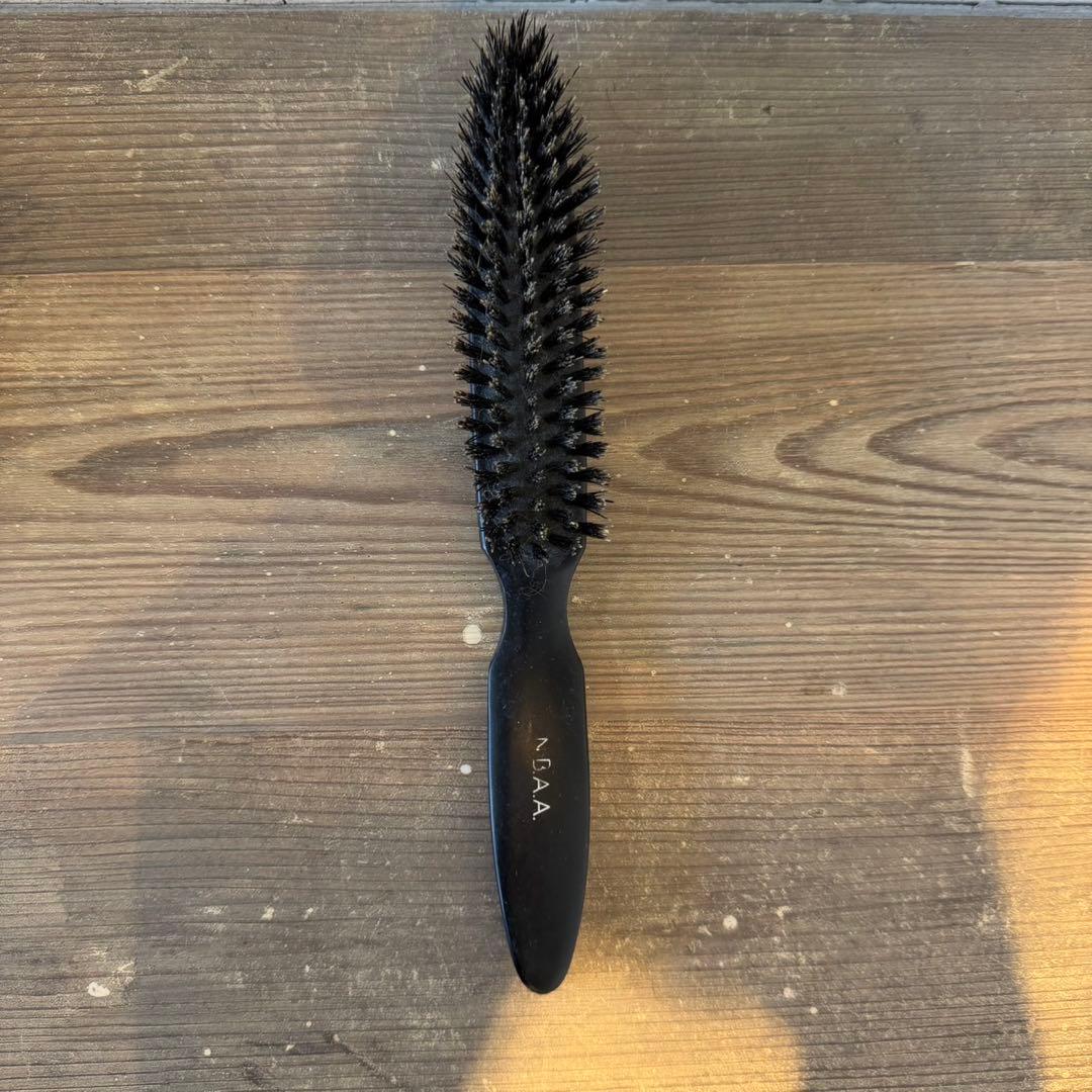 NBAA ヘアアレンジセット ブラシ ピン コーム まとめ売り - メルカリ
