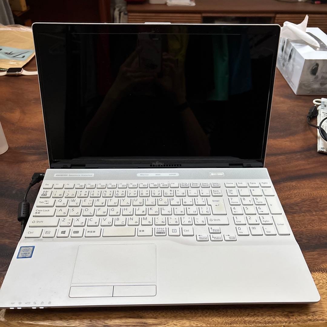 PCサイト!様専用 富士通LIFEBOOK FMVWD1A23W ホワイト - メルカリ