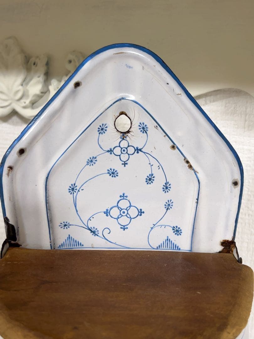 フレンチアンティーク＊サキソニー柄ホーローSel缶木製蓋＊レア - メルカリ