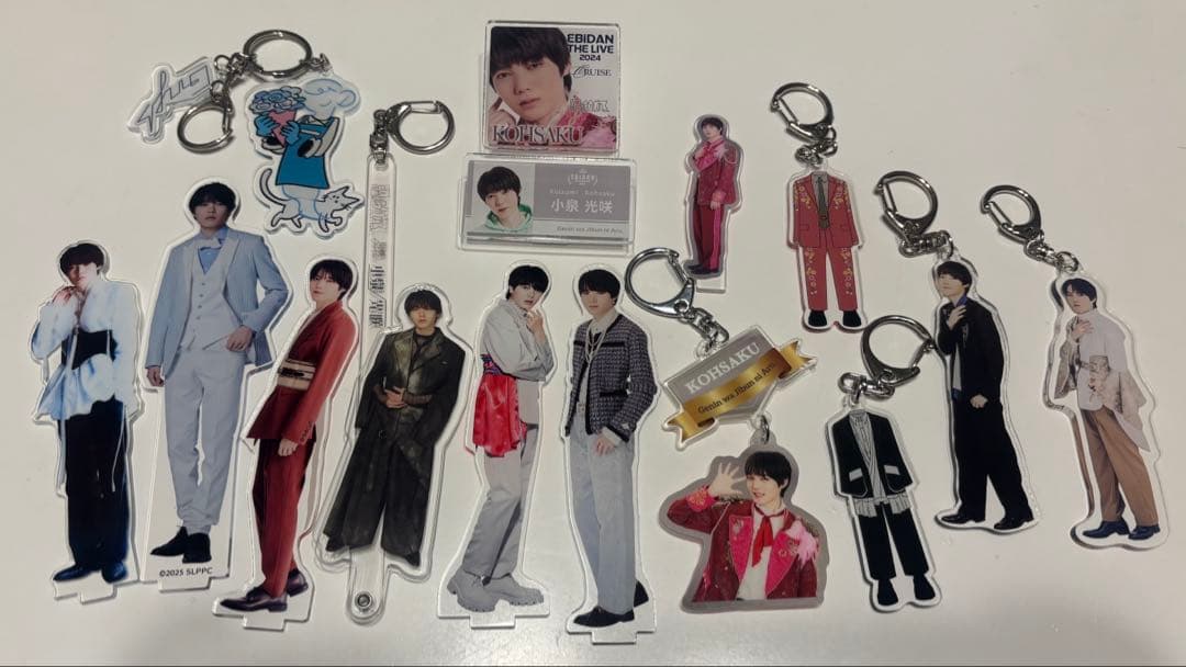 小泉光咲 アクスタ アクキー チャギントン×原因は自分にある。 アクリルスタンド エメリー＆小泉光