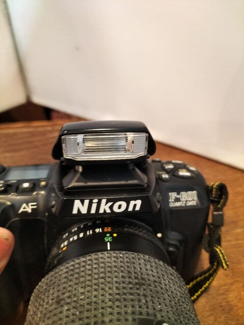 Nikon F-601 QUARTZ DATE 一眼レフフイルムカメ 動作未確認 - メルカリ