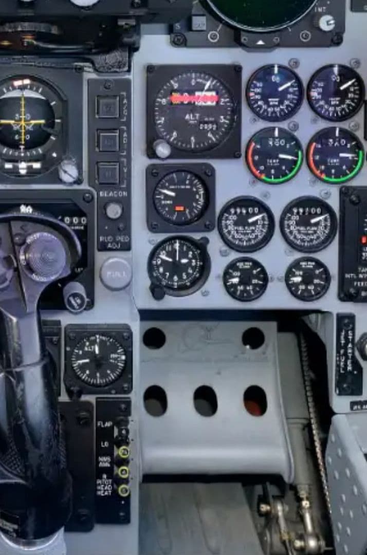 航空自衛隊 コックピットクロック - メルカリ