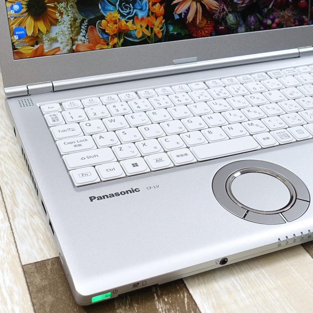 累積使用時間僅少で極美品の１４インチ✨第１０世代ｉ５に超高速ＳＳＤ＆ＤＶＤマルチ