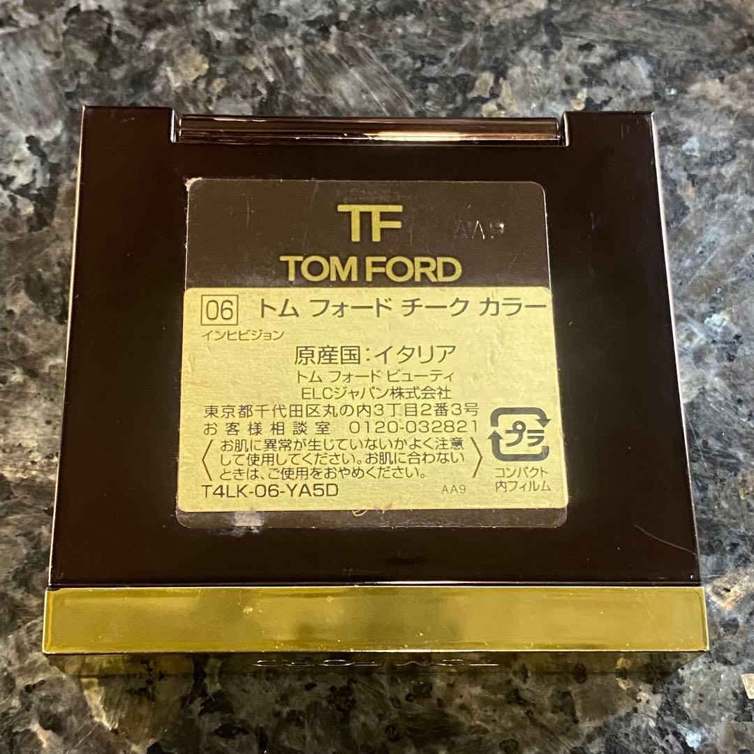 トムフォード チークカラー06 インヒビジョン - メルカリ