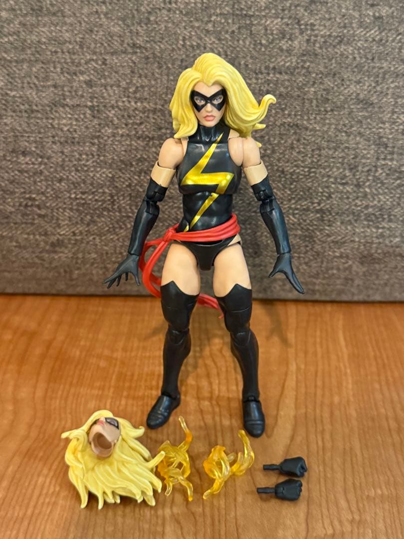 マーベルレジェンド ウォーバード フィギュア - メルカリ