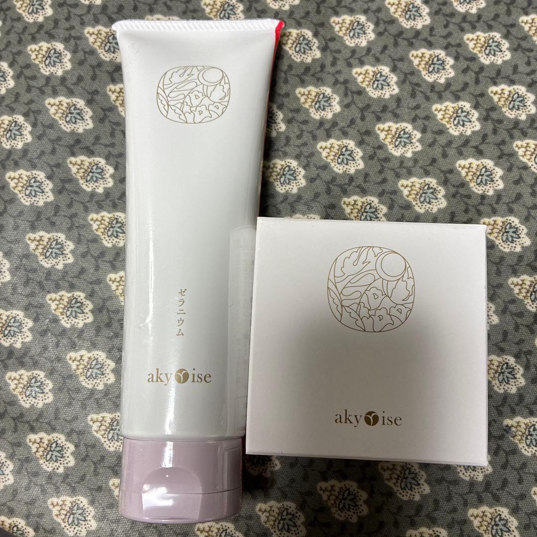 新品！あきゅらいず優すくらぶ泡石セット Amazon.co.jp: 【公式】akyrise（あきゅらいず）スキンケアセット 泡石