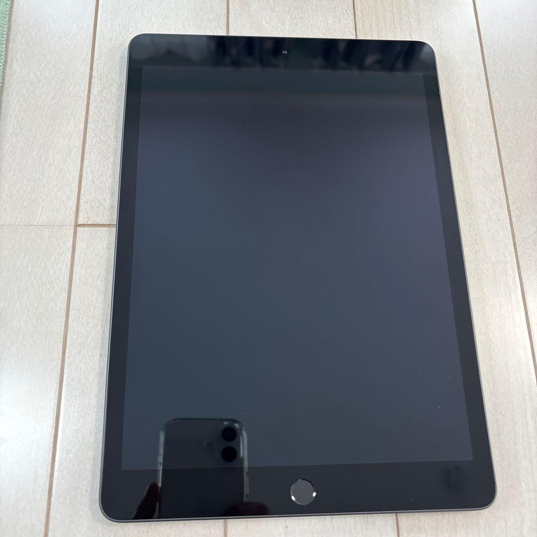 iPad 第8世代 本体 Apple iPad 10.2インチ 第8世代 Wi-Fi 32GB 2020年秋モデル 価格比較