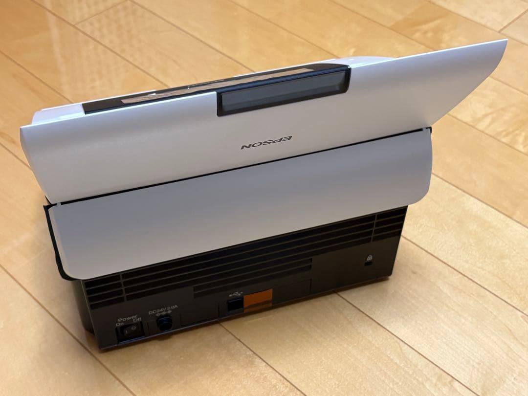 使用回数少】EPSON ES-D200 ドキュメントスキャナー - メルカリ