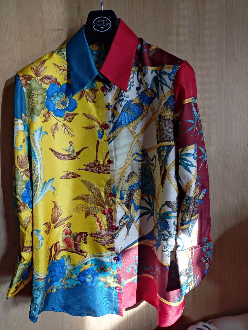 美品 Salvatore Ferragamo アシンメトリー シルク ブラウス 中古・古着通販】Salvatore Ferragamo (サルヴァトーレ フェラガモ