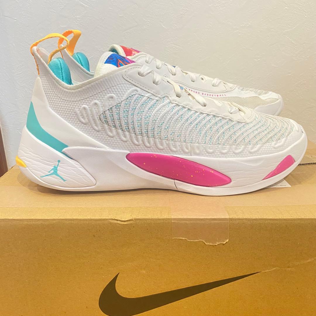 希少ジョーダンルカ1 JORDAN LUKA 1 'DAD DOG' ナイキ ジョーダン ルカ 1 ドンチッチ