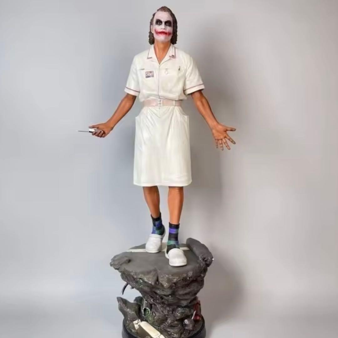 ダークナイト フィギュア 特大 バッドマン ジョーカー ナース 約55cm