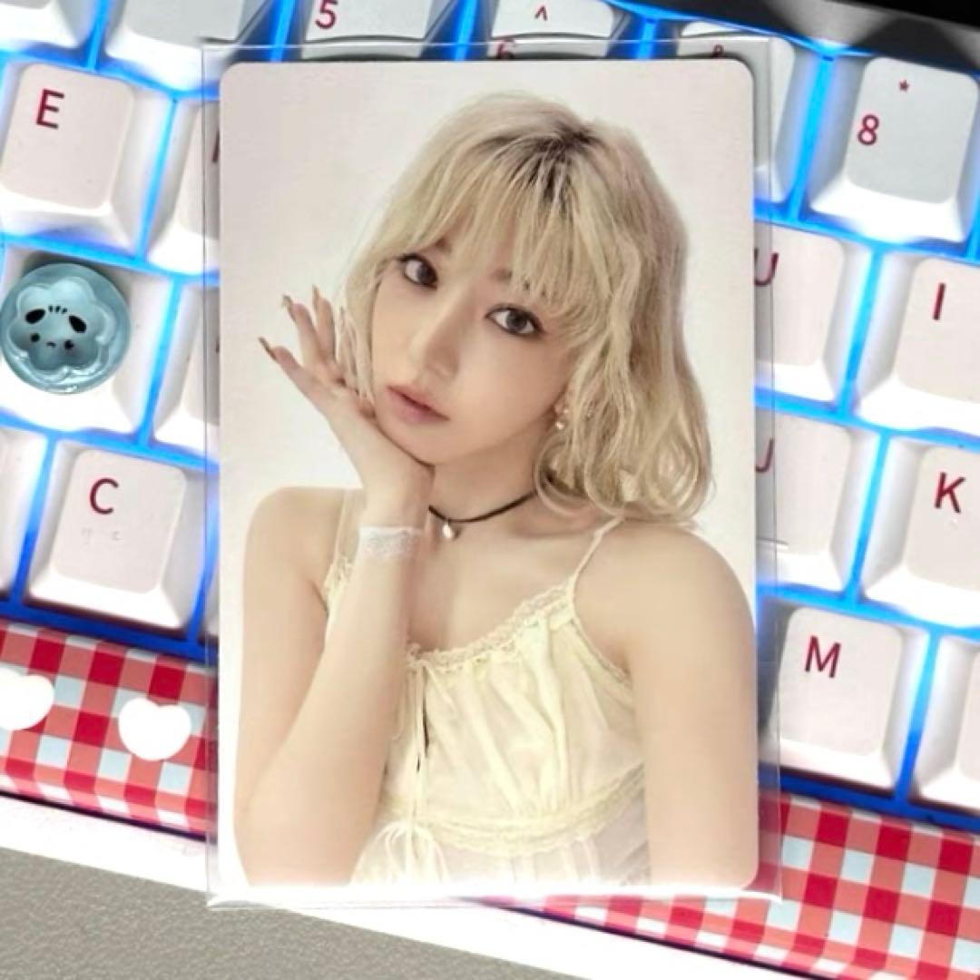 ルセラフィム サクラ HOT Target アメリカ US 限定特典 トレカ - メルカリ