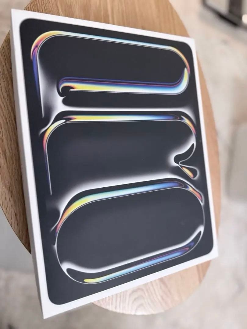 Apple M4 iPad Pro 13インチ Wi-Fi 256GB シルバー Amazon.com: Apple iPad Pro 13-Inch (M4): Built for Apple