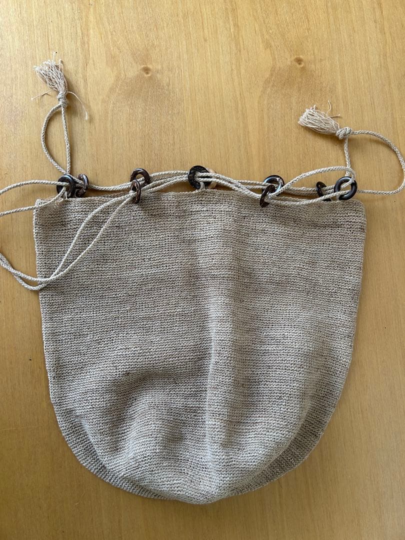 ヨーガンレール　麻　巾着バッグ　ベージュ ヨーガンレール 麻 巾着バッグ ベージュ - メルカリ