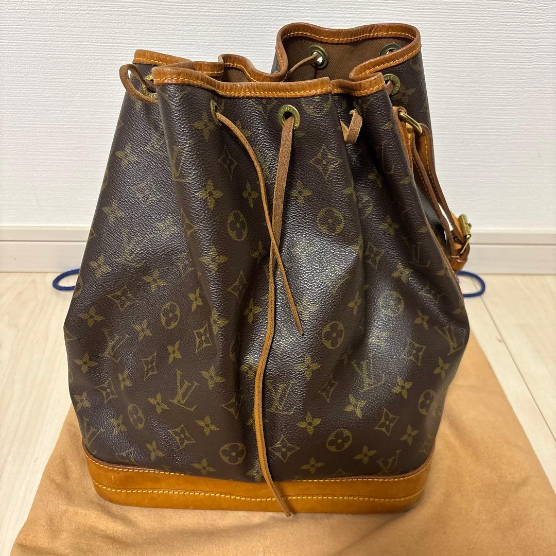 Louis Vuitton モノグラム　ノエ LOUIS VUITTON ルイヴィトン モノグラム ノエ ショルダーバッグ 紐交換