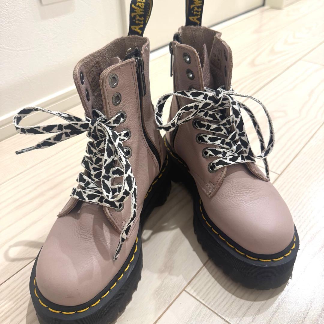 my 極美品Dr.Martens - JADON Ⅲ 8HOLEトープ 極美品Dr.Martens - JADON Ⅲ 8HOLEトープ - メルカリ