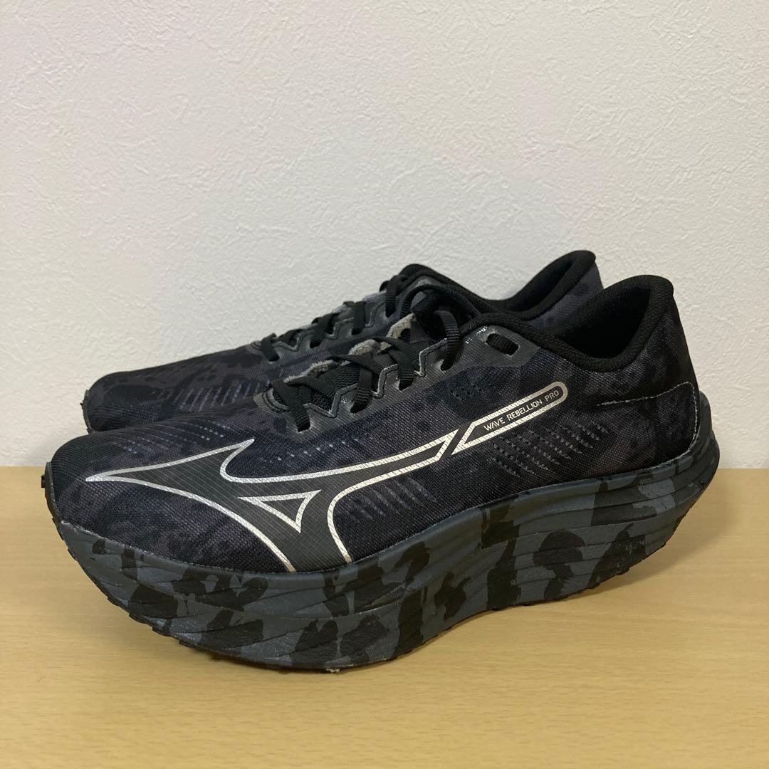 ミズノ ウェーブ リベリオンプロ カキゾメブラック 27.5cm - メルカリ