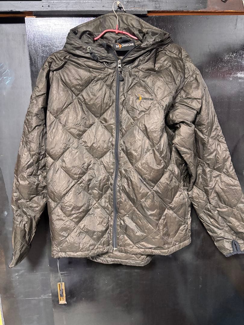 MOONSTONE ダウンジャケット ダークグレー フード付き ムーンストーンダウンジャケット フード付き - メルカリ