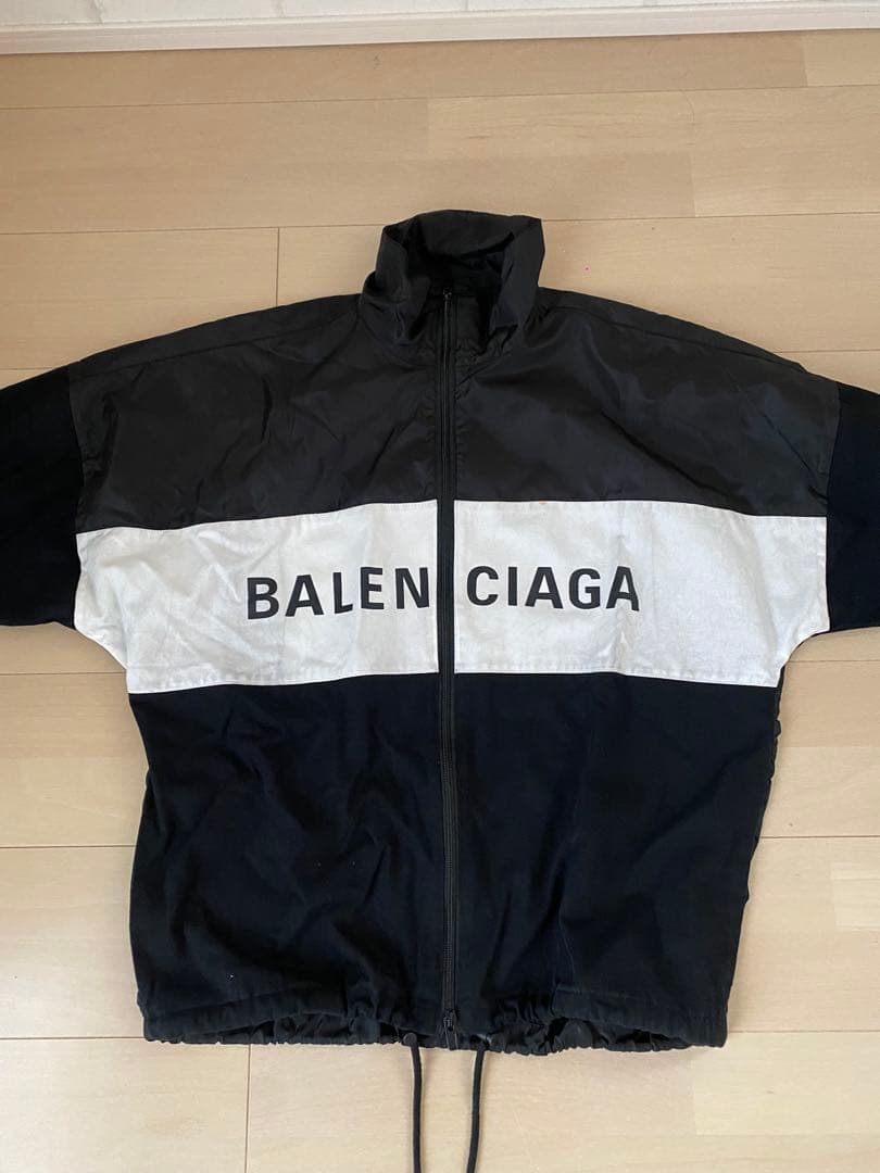 バレンシアガ　ナイロンジャケット 中古・古着通販】BALENCIAGA (バレンシアガ) ナイロンジャケット