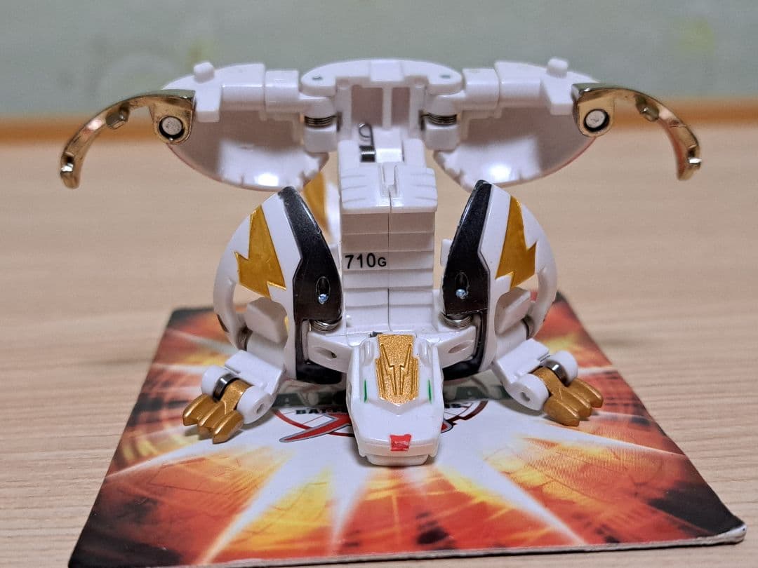 最終値下げ 激レア 爆丸 神3 磁ドラガオン 轟フドウ 士ガリュウ カード