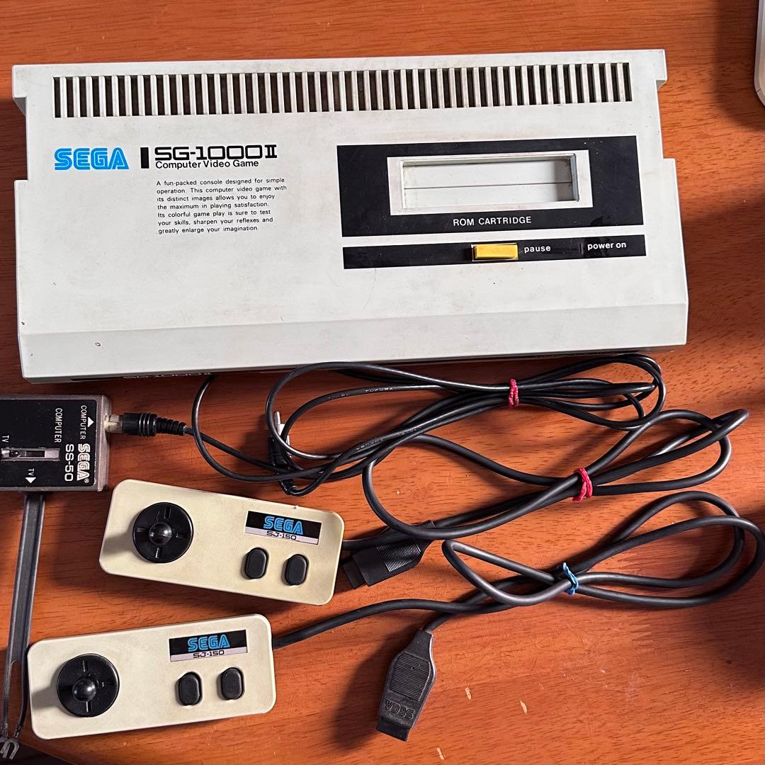 レトロゲーム SEGA SG-1000 II コンピュータビデオゲーム 本体 SG-1000 II - Sega Retro