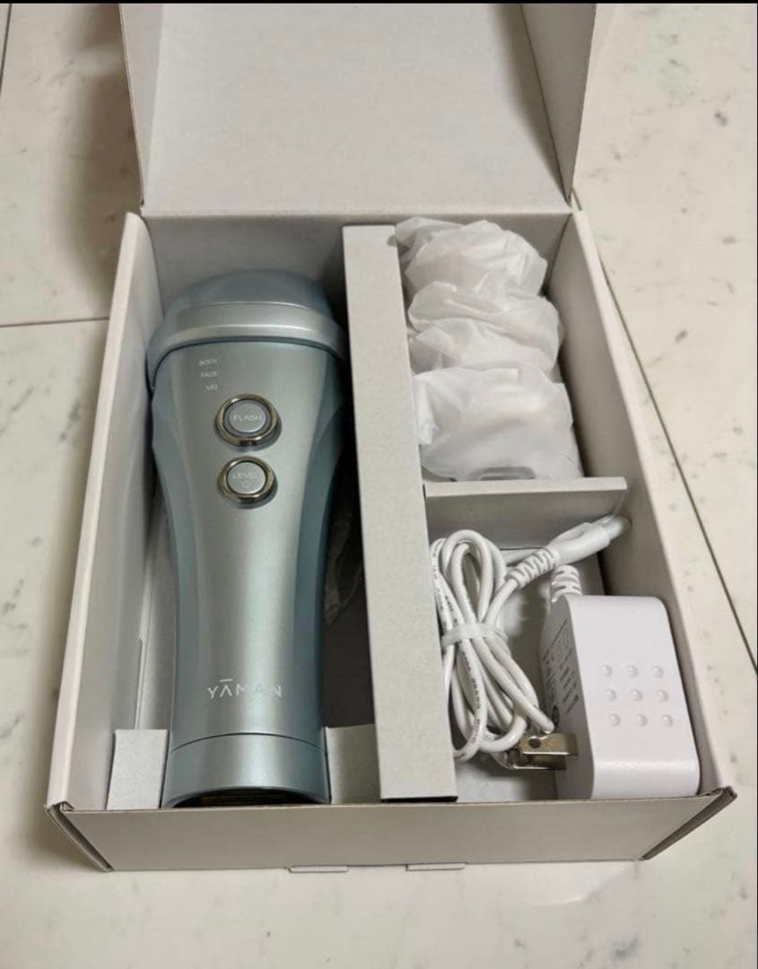 YAMAN 脱毛器 充電器付き ハイパワー×美肌「レイボーテ クールプロ」 | 光美容器 | YA-MAN TOKYO