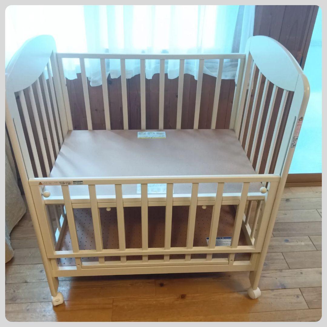 《送料無料❣️１点限り❣️》カトージ　 ベビーベット　ミニ立ちベッド⭐︎