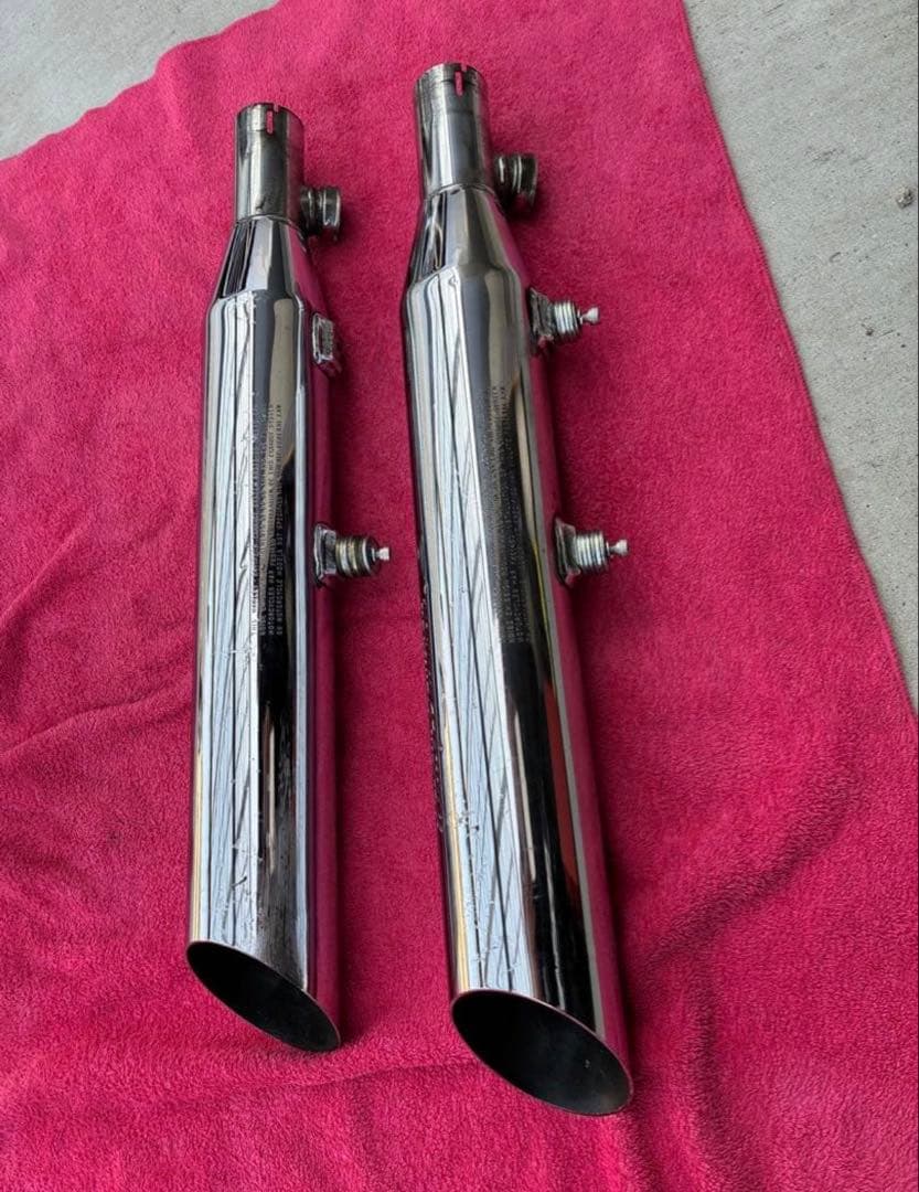 ハーレー ソフテイル 北米マフラー スポーツスター対応 スラッシュ