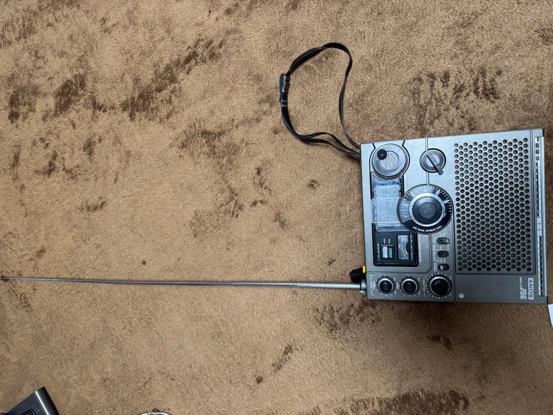 SONY ICF-5900マルチ5バンドFM/MW/SW1/SW2/SW3 - メルカリ