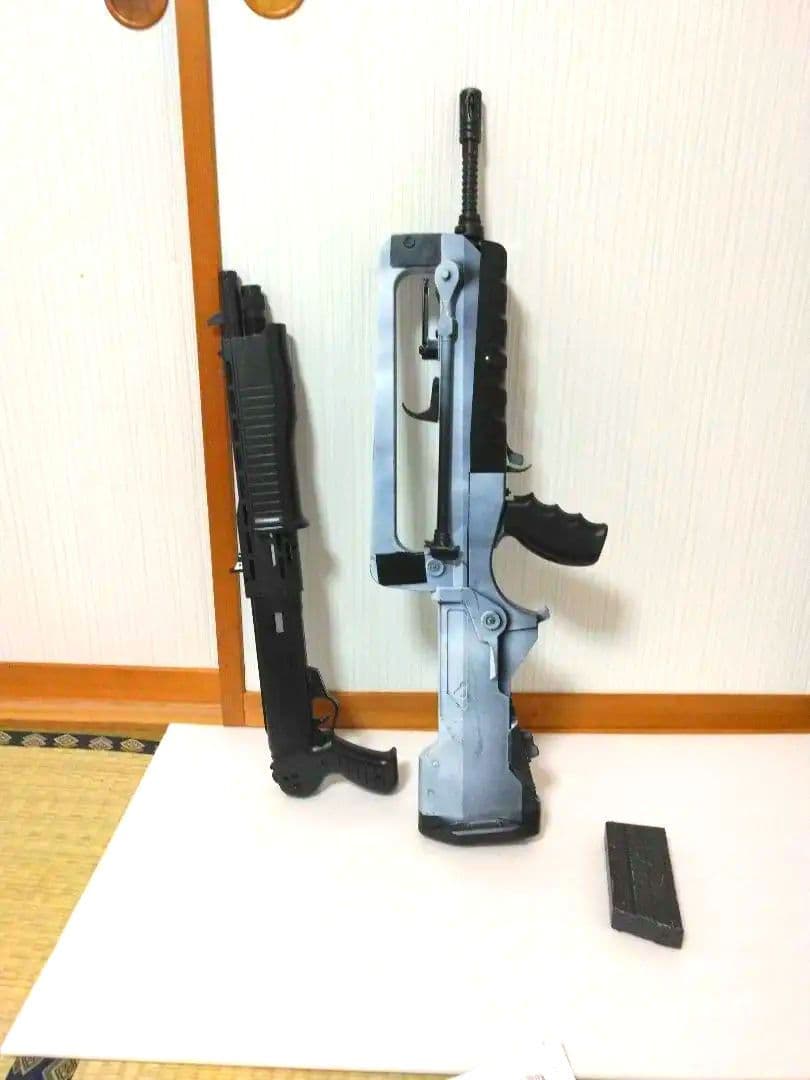 東京マルイfamasf1 電動ガンとクラウンスパス12セット ファマス スーパーバージョン - 電動ガン スタンダードタイプ | 東京