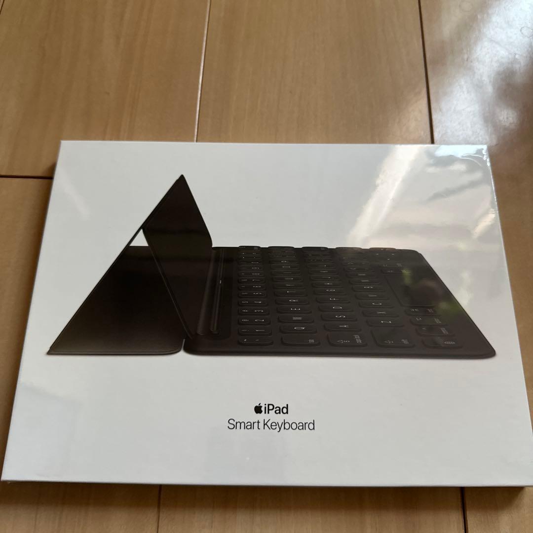 iPad Smart Keyboard (10.5インチ) キーボード　純正 Amazon.co.jp: 【整備済み品】 Apple Smart Keyboard iPad Pro 10.5