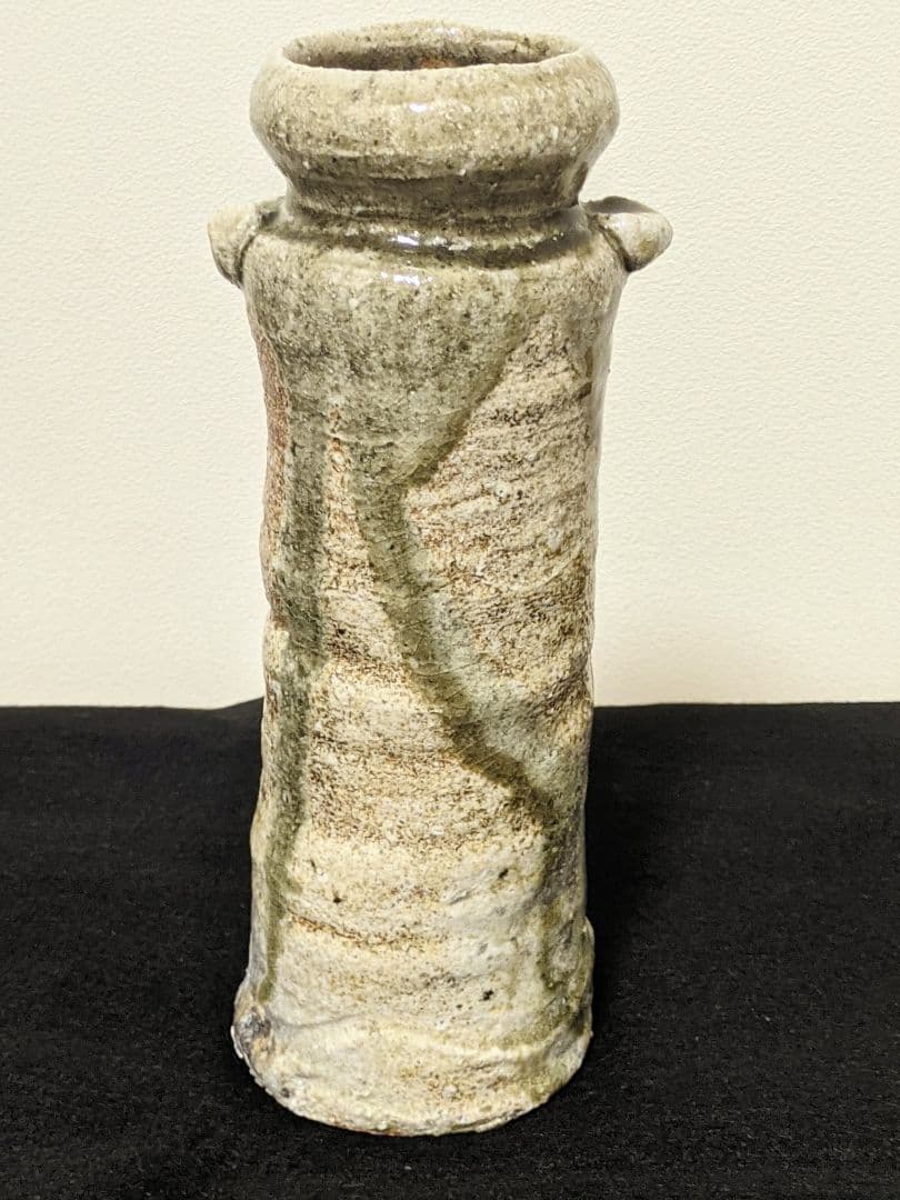 古谷道生 伊賀 花器 伊賀花入 共箱 共布 伊賀焼 花入 - メルカリ