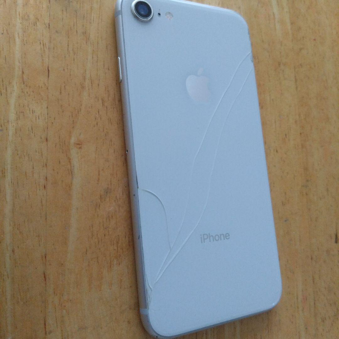 Apple iPhone 8 ホワイト 本体 - メルカリ