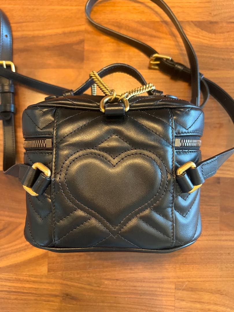 値下げ！GUCCI グッチ 黒GGマーモント ミニリュックサック バック