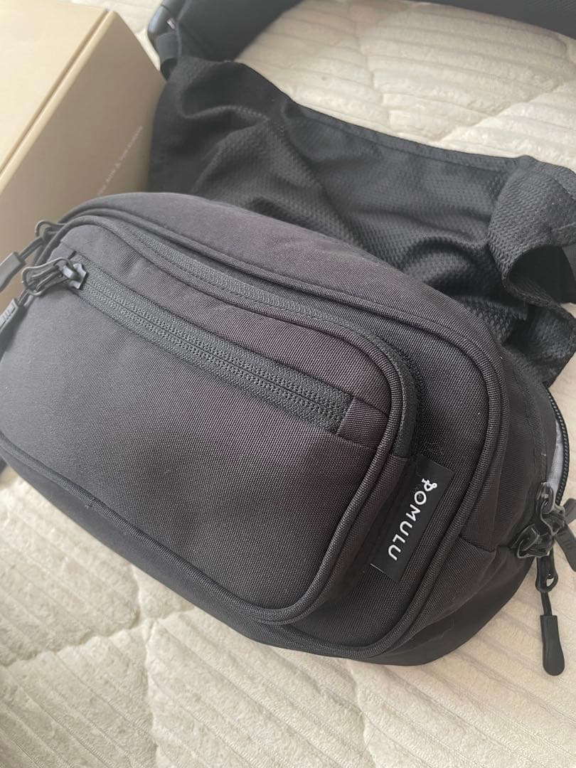 美品】リニューアル版 POMULU ポムル ヒップシート ショルダーバッグ